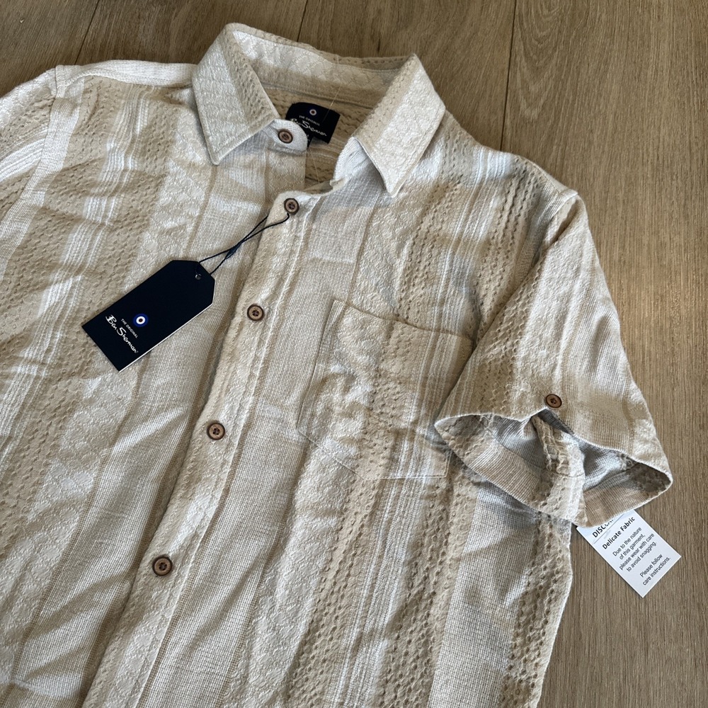 Button Up Shirt Ben Sherman Men's Short Sleeve Vertical Stripe Beige Small New